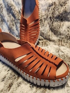 Ilse Jacobsen Rust Orange Cutout Slip-On Loafers